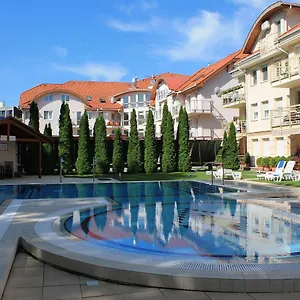 https://art-erika-apartment.hotels-hajduszoboszlo-hungary.com