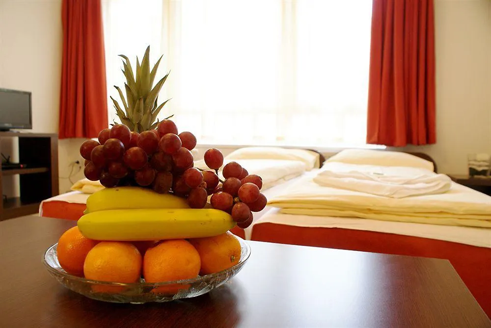 בודפשט Prater Residence Apartment הונגריה