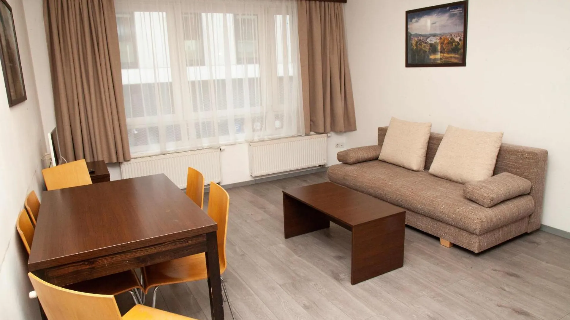 בודפשט Prater Residence Apartment 3*,